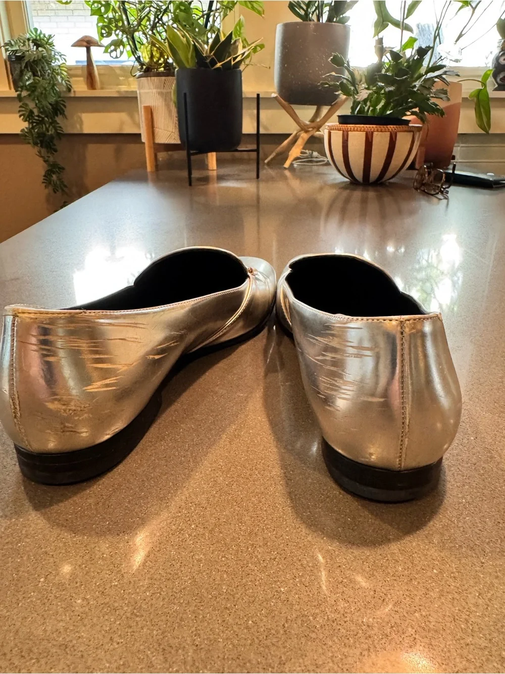 Gucci Metallic Silver Leather Horsebit Loafers - Women's - sz 7